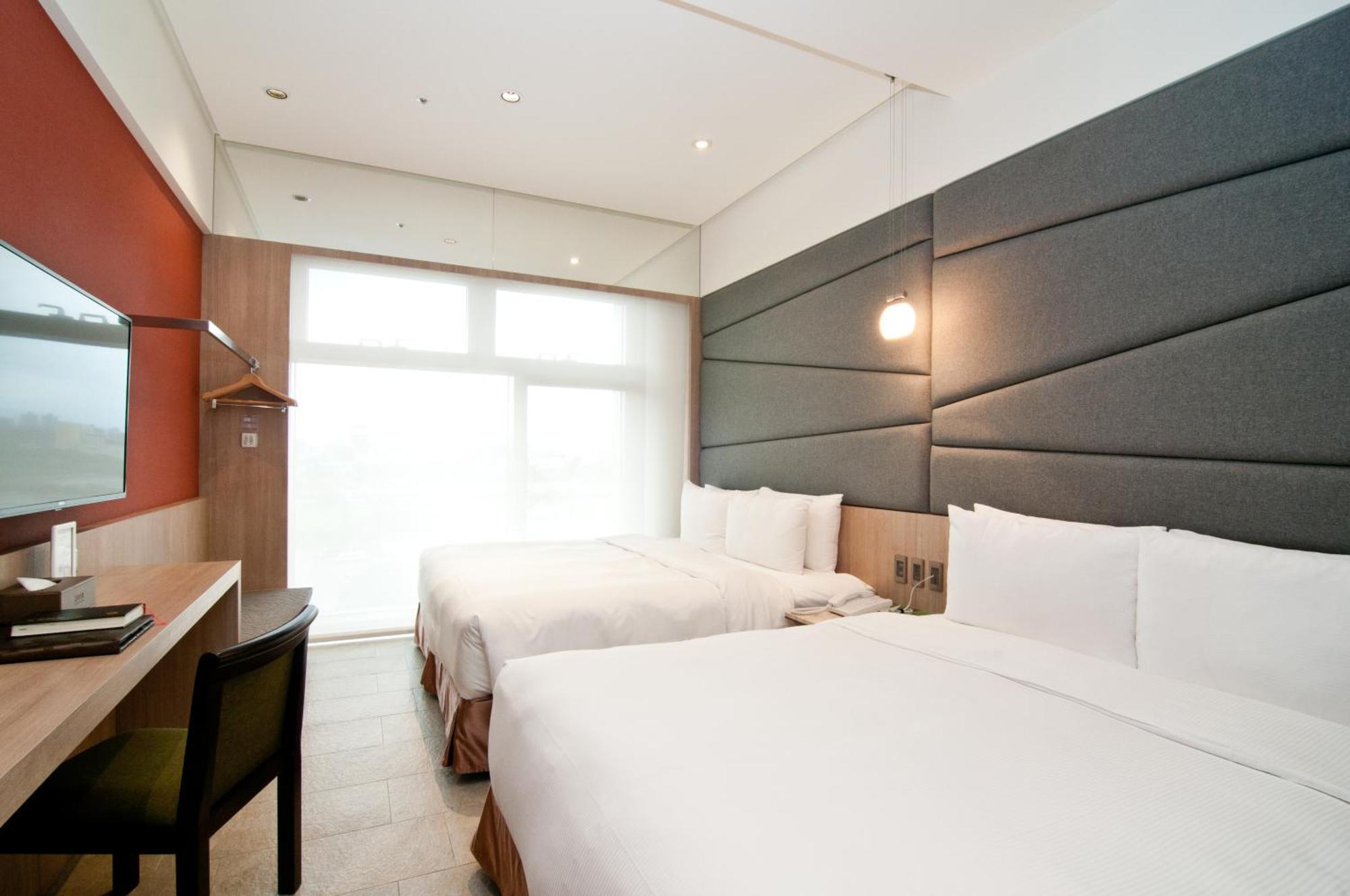 Kloud Hotel Taichung Luaran gambar