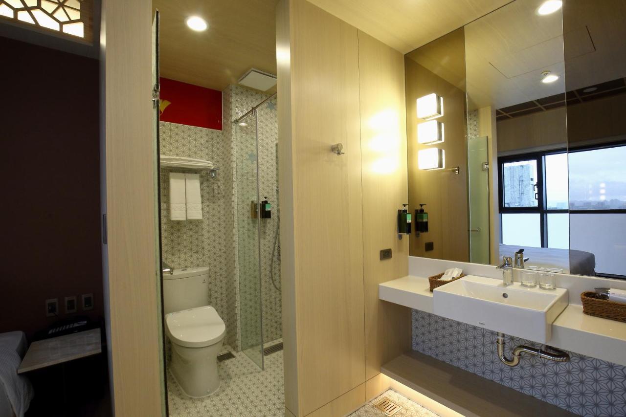 Kloud Hotel Taichung Luaran gambar