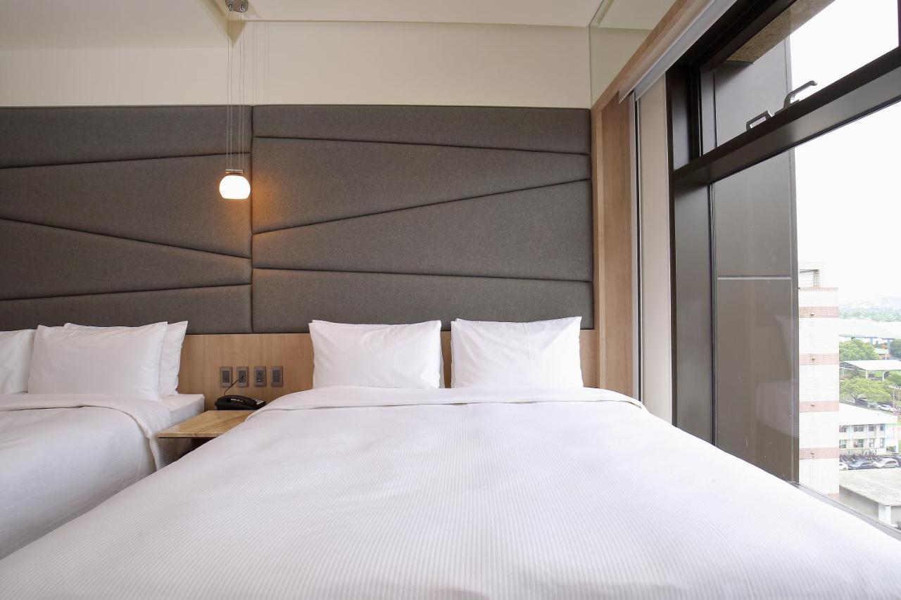 Kloud Hotel Taichung Luaran gambar