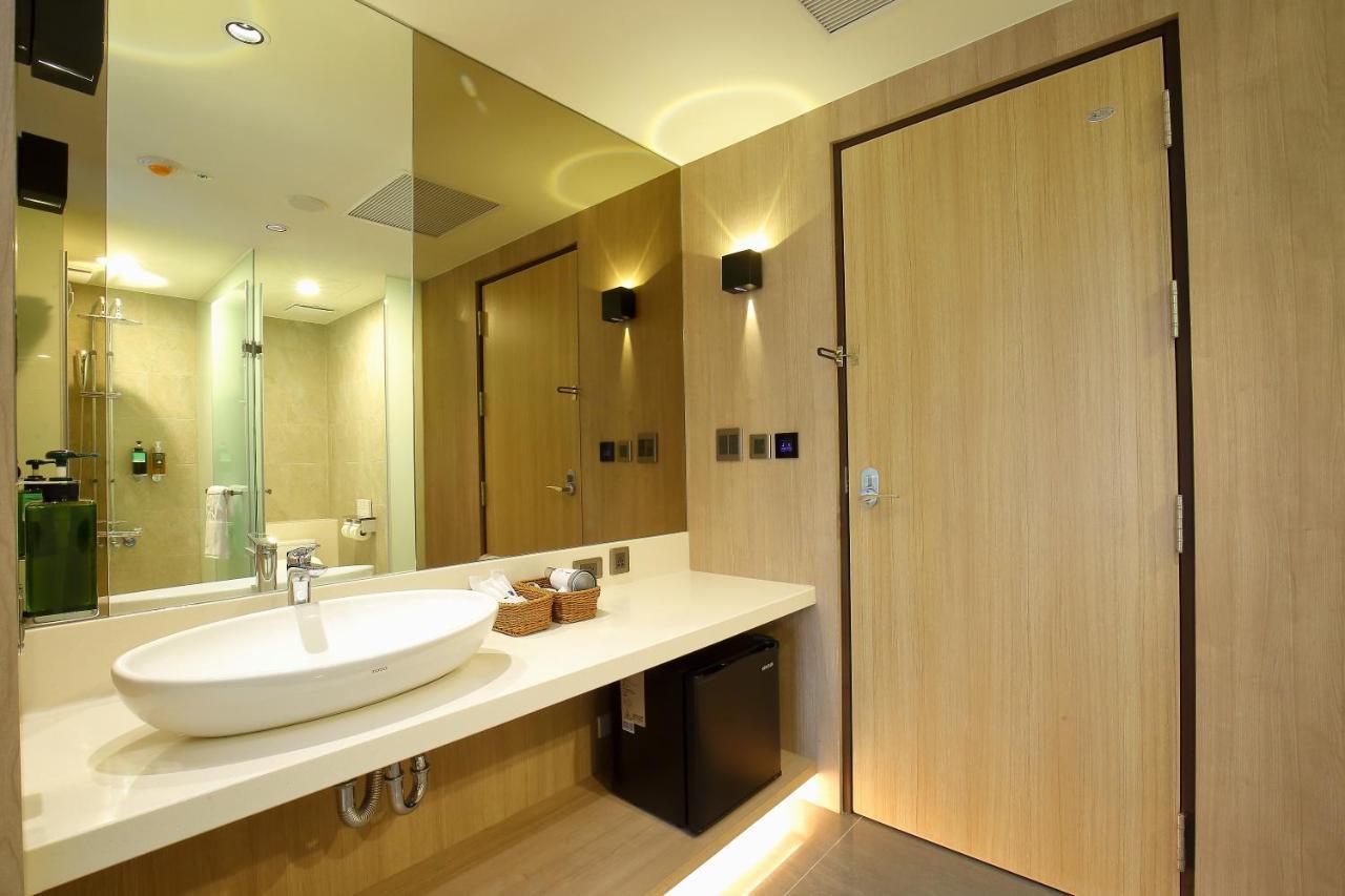 Kloud Hotel Taichung Luaran gambar