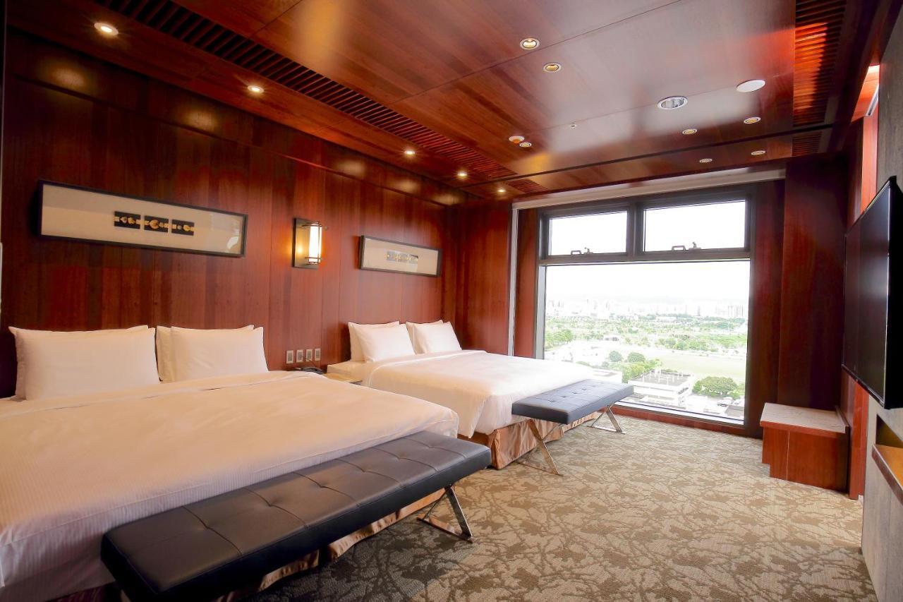 Kloud Hotel Taichung Luaran gambar